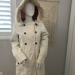 Billabong light winter coat with fur collar